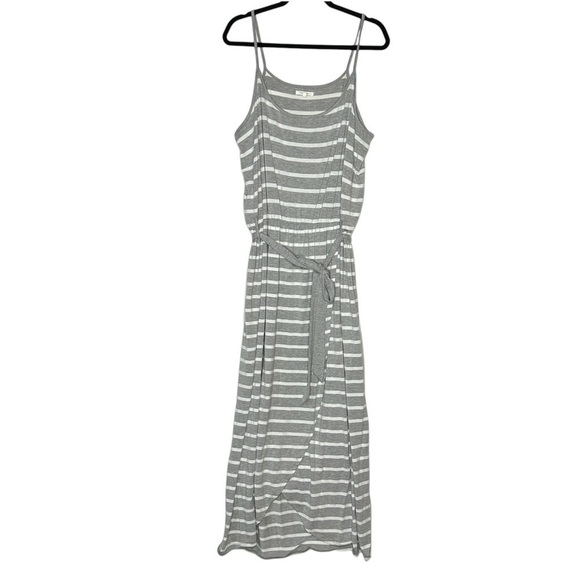 Maurices Stripe Tulip Hem Maxi Dress XXL gray and white - Picture 2 of 8